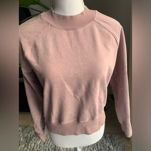 Lululemon Ready To Roll muave Sweatshirt